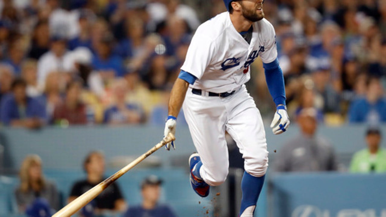 Seager, Utley and Taylor homer and Dodgers beat Braves 4-2 (Jul 22, 2017)